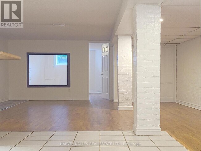 Photo du bâtiment - 600 Huron St