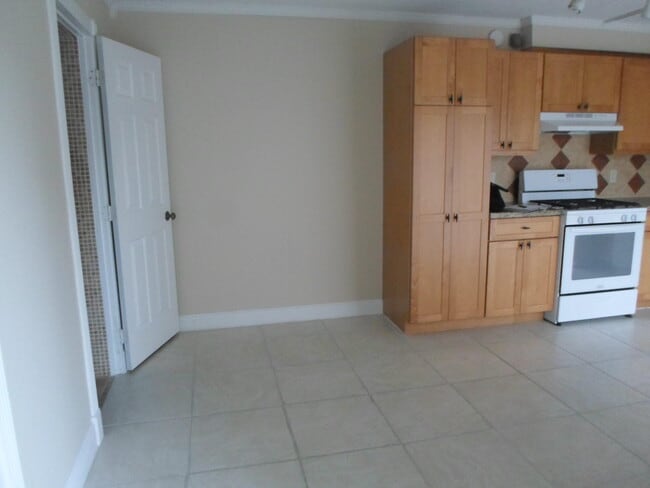 Foto del edificio - 1674 Forest Lakes Cir