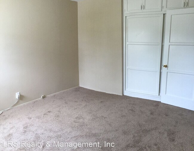 Foto del edificio - 2 br, 1 bath House - 18757 Wyandotte Street