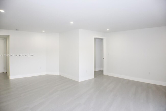 Building Photo - 2750 NE 183rd St