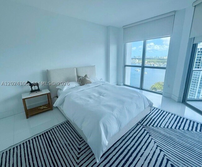 Foto del edificio - 17301 Biscayne Blvd