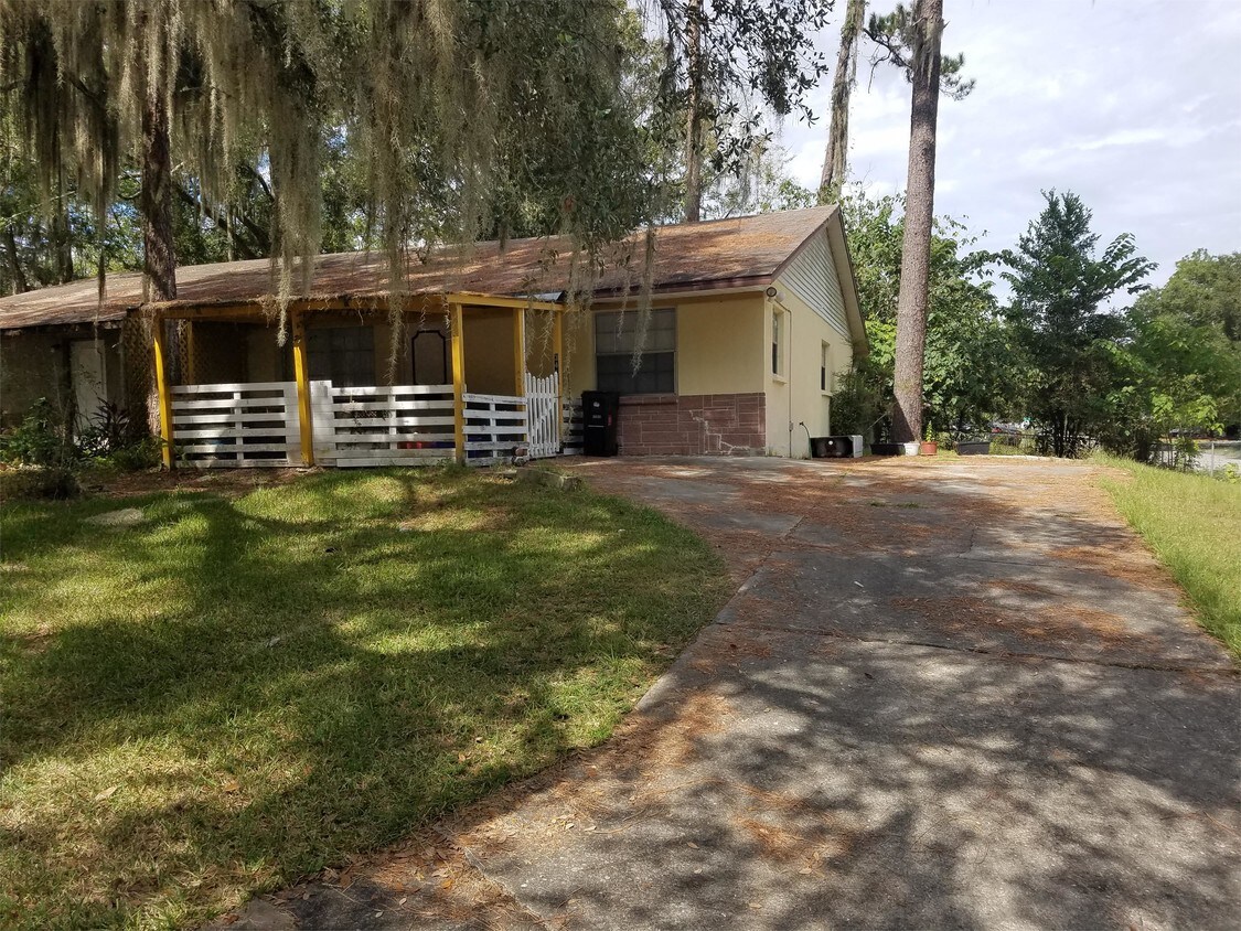 Foto del edificio - 3410 SE 23rd Ave