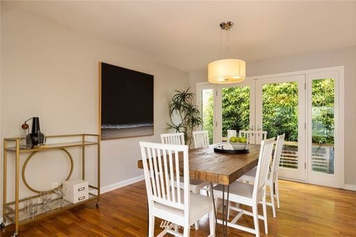 Building Photo - Beautiful Mid-Century Home on a Corner Lot...