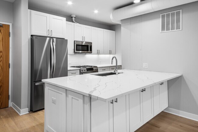 Foto del edificio - 4637 N Ashland Ave