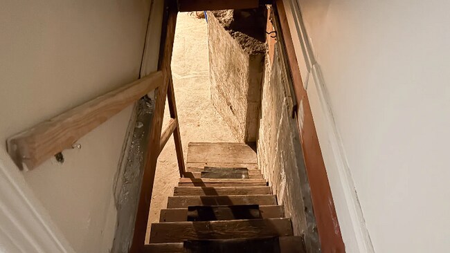 Foto del edificio - 5363 Arsenal St