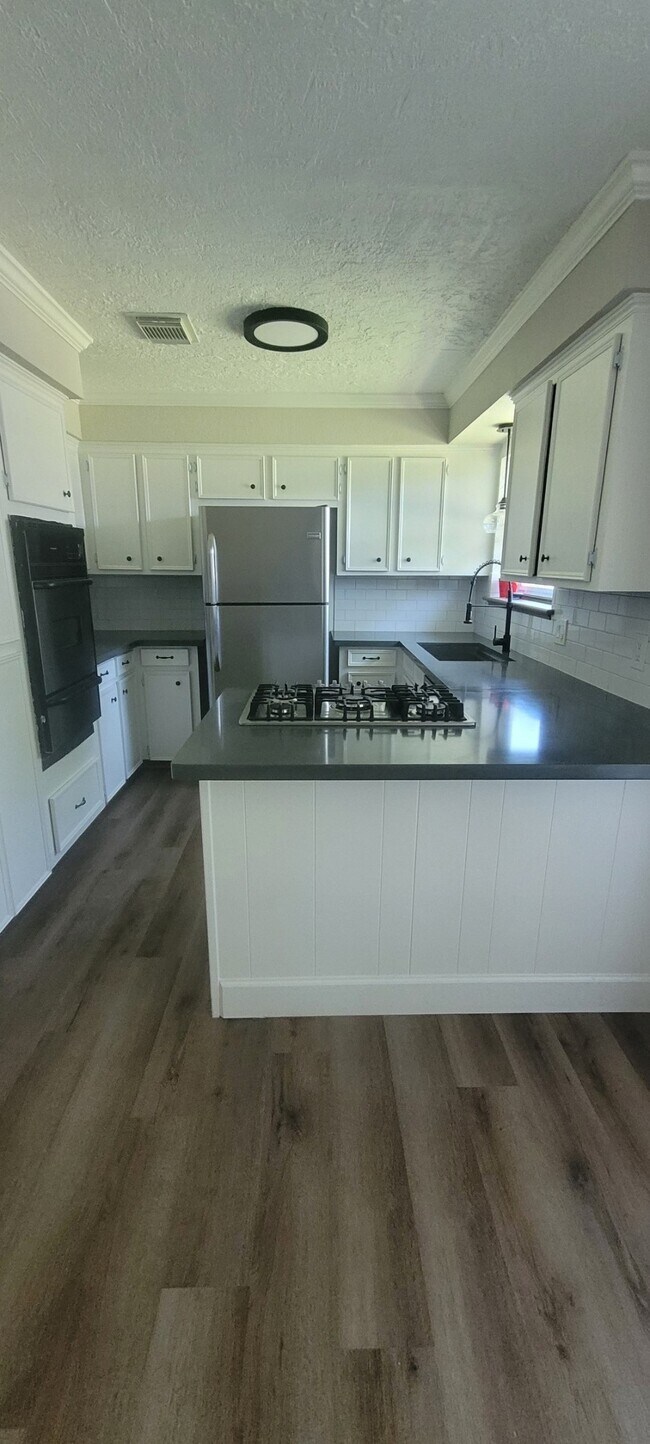 Foto del edificio - 1807 Sleepy Creek Way