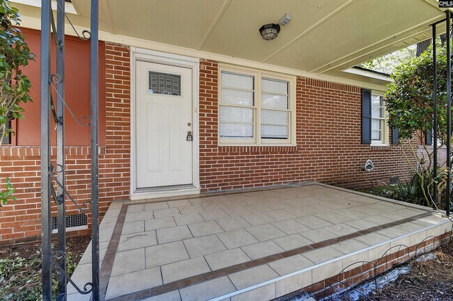 Foto del edificio - 2107 Long Shadow Ln