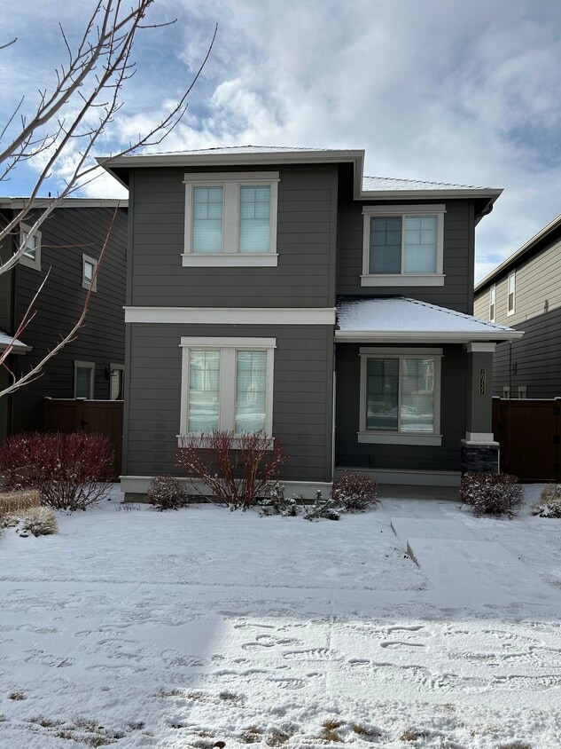 Primary Photo - 20777 NE Sierra Dr