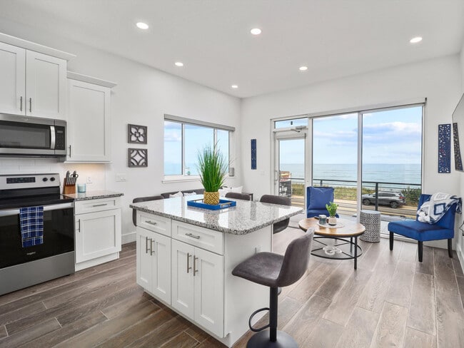 Foto del edificio - 705 N Ocean Shore Blvd