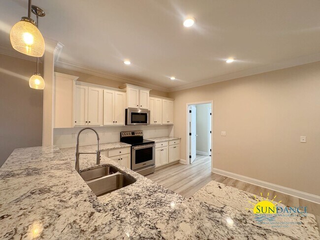 Foto del edificio - $500 OFF in NOVEMBER: Move-In Special!