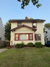 Building Photo - 505 Hampton Ave
