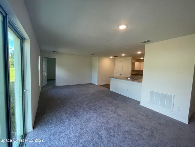 Foto del edificio - 1215 Hastings Rd SW