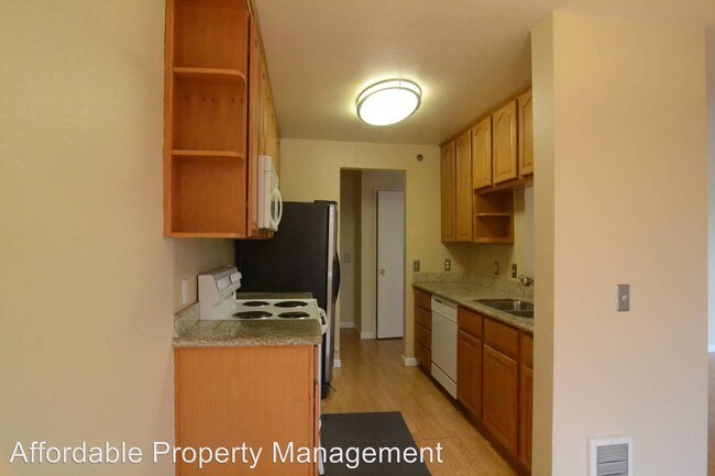 Building Photo - 2 br, 2 bath House - 677 Dartmore Lane #246