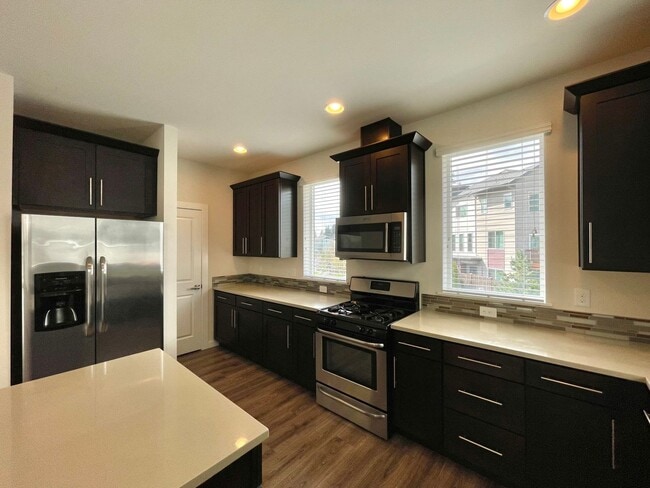 Building Photo - Great Townhome for rent