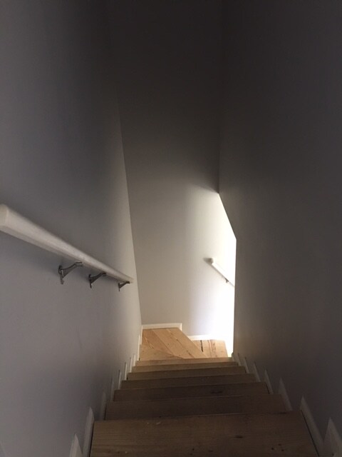 Building Photo - 952 Houck St