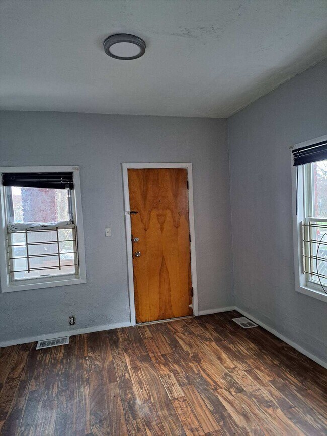 Foto del edificio - 3467 E 149th St