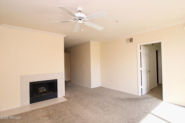 Foto del edificio - 7575 E Indian Bend Rd