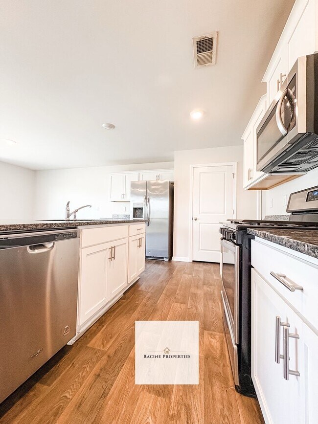 Foto del edificio - Stylish 4-bedroom Home in Greer, SC