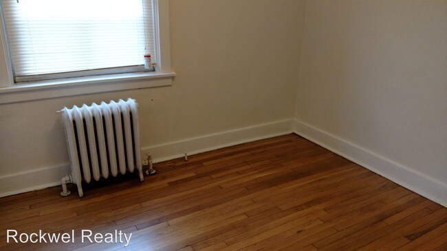 Building Photo - 5710 Beacon St