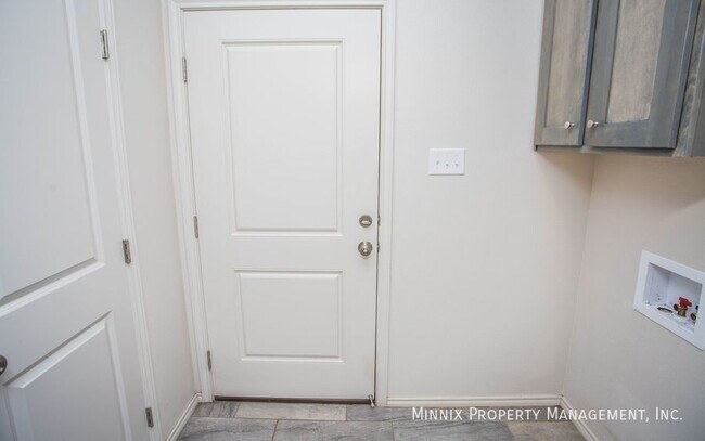 Foto del edificio - 1144 N 7th St