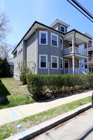 Building Photo - 56 Standish St