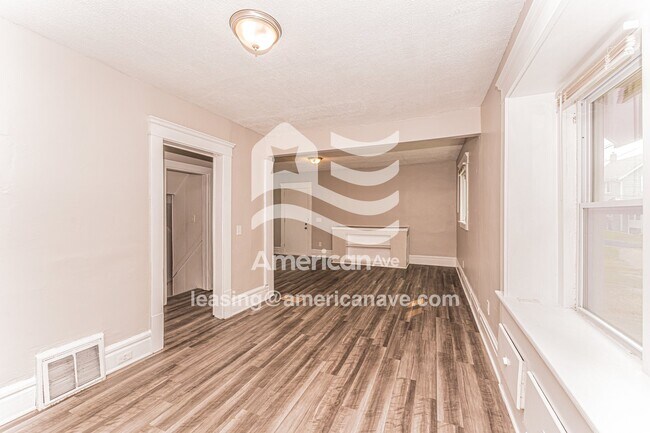 Foto del edificio - 460 Evers Ave