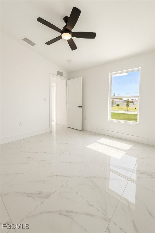 Foto del edificio - 717 NW 19th Terrace