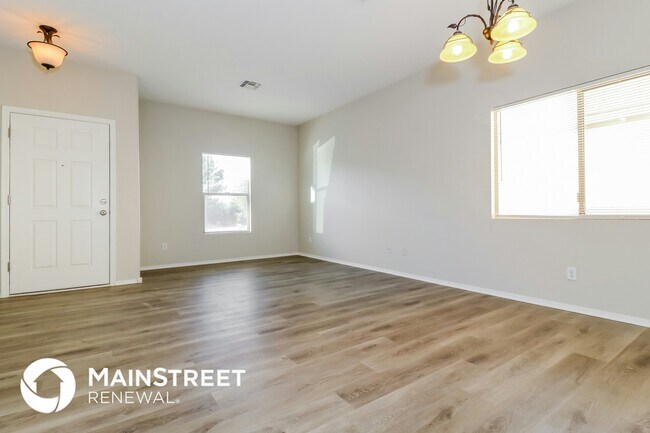 Building Photo - 15951 N 173rd Ave