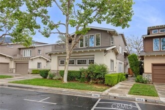 Building Photo - 1080 Rocton Dr