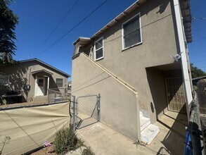 Building Photo - 407 Lincoln Ave