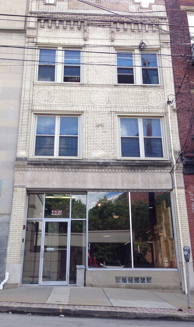 113 W Jefferson St Unit A, Butler, PA 16001 Apartment for Rent in