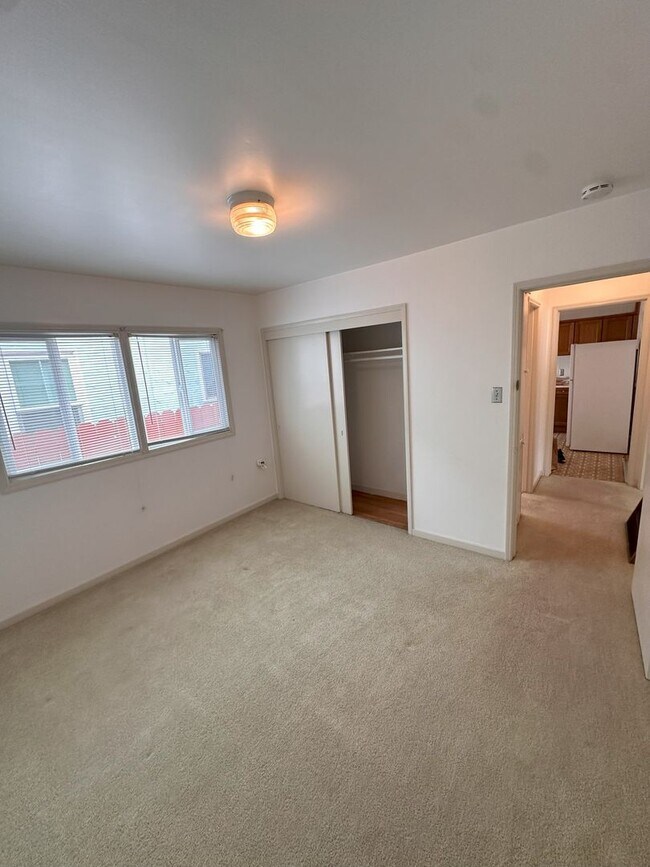 Foto del edificio - BEAUTIFUL 1 BEDROOM 1 BATHROOM FOR RENT!!!!