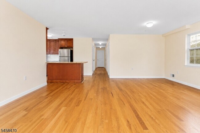 Building Photo - 453 Washington St