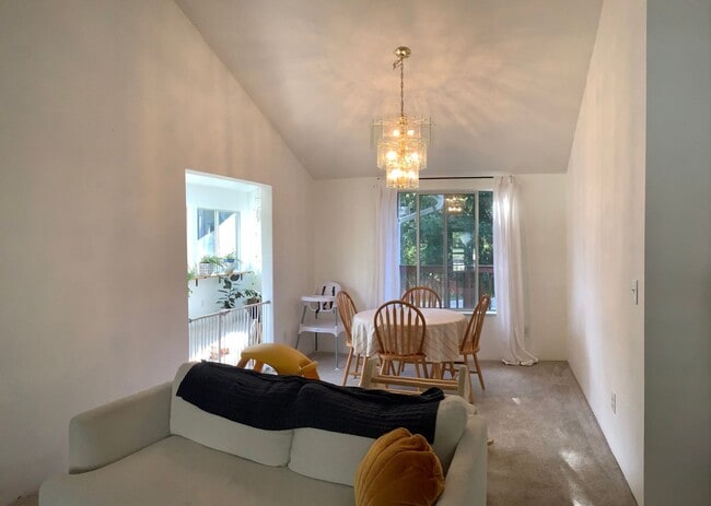 Building Photo - Silverdale 2 Story Home - 3 Bed 2.5 Bath