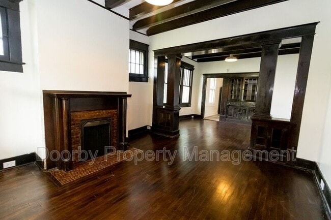 Building Photo - 2809 12th Ave