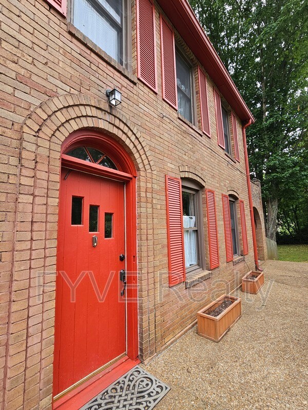 Foto del edificio - 130 Woodlawn Pike