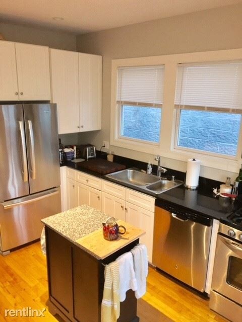 Building Photo - 2 br, 2 bath  - 3716 N Greenview Ave