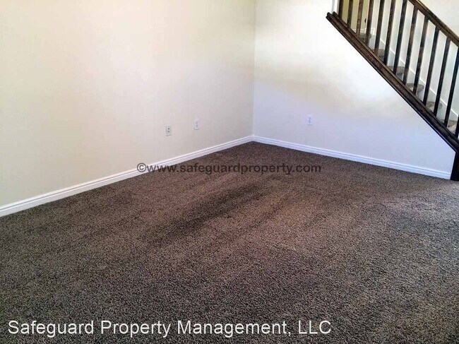 Building Photo - 3 br, 2.5 bath House - 13531 Villa Rosa Way