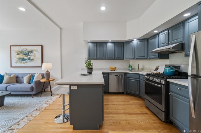 Foto del edificio - 3177 California St