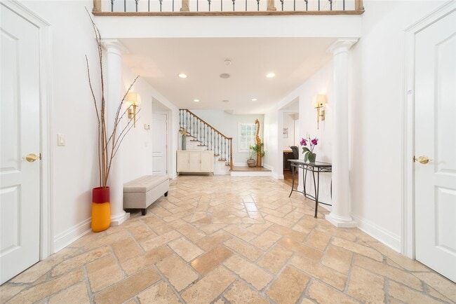 Foto del edificio - 87 Arleigh Rd