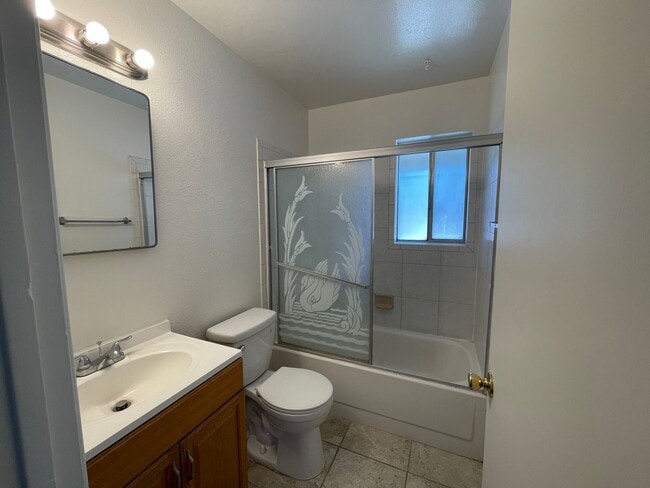 Building Photo - 4617 Livingston Way, Sacramento, Ca 95823
