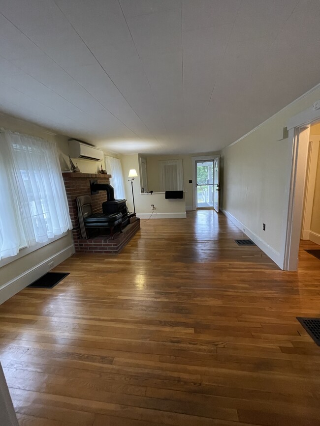 Living Room - 268 Silver Rd