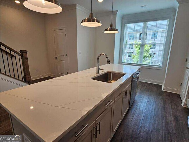 Foto del edificio - 4247 Millcroft Pl