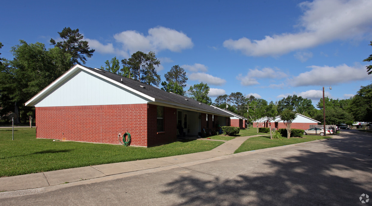 Southwood Family Apartaments - Shepherd Seniors Apartments