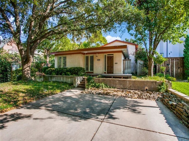 Building Photo - 4148 San Carlos Dr