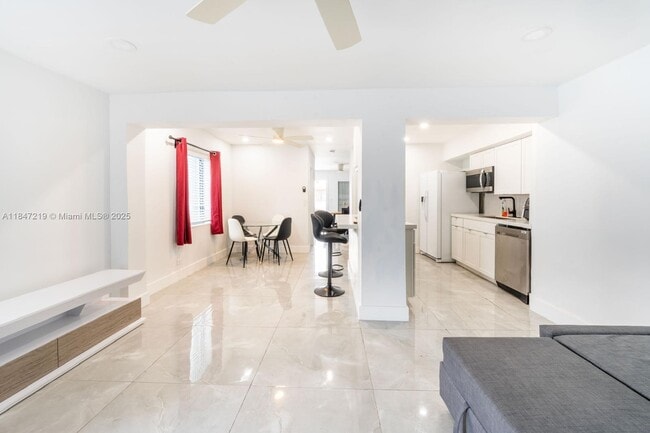 Foto del edificio - 711 85th St