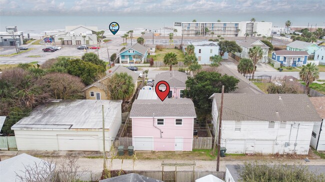 Building Photo - 3602 Avenue S 1/2