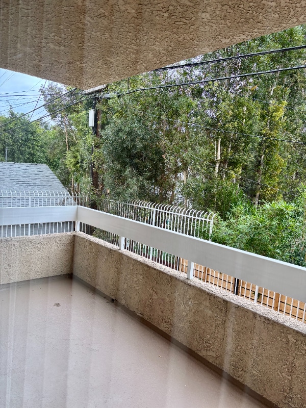 Foto del edificio - 10750 Palms Blvd