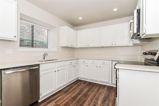 Foto del edificio - 3613 Dorchester Dr