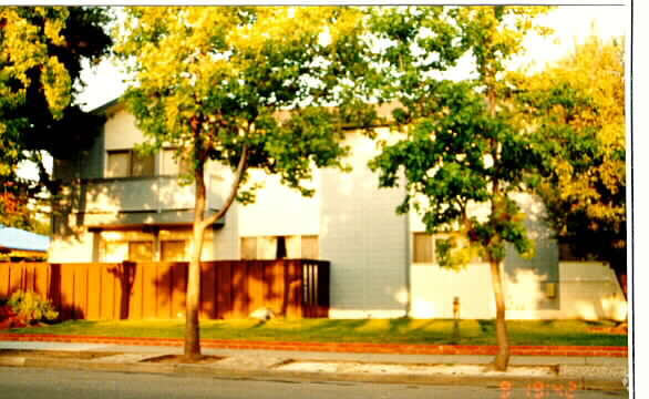 Foto del edificio - 4580 Eggers Dr